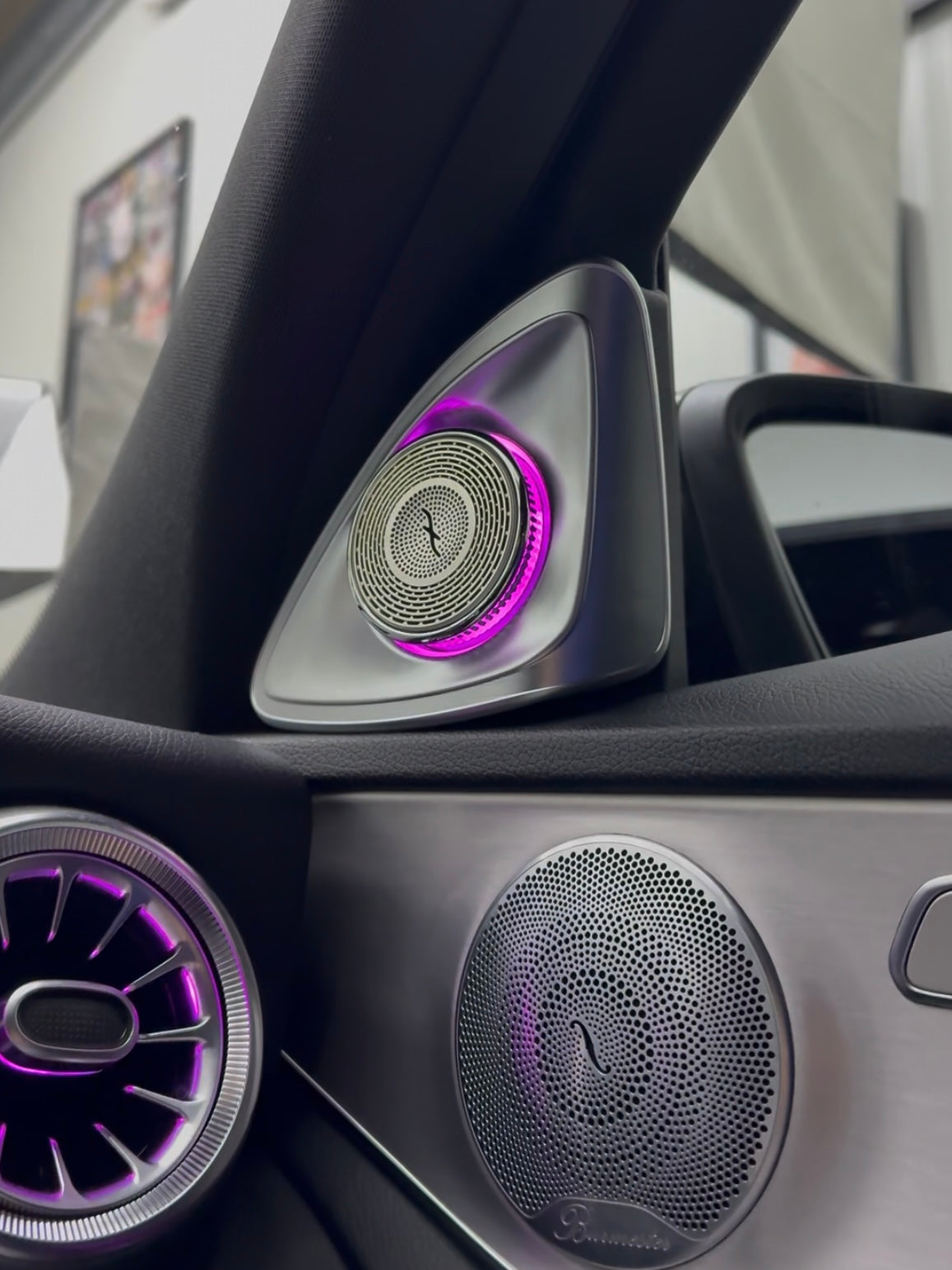 Mercedes C-Class W205 & GLC X253 4D Rotating LED Tweeters with Ambient Lighting | LADP