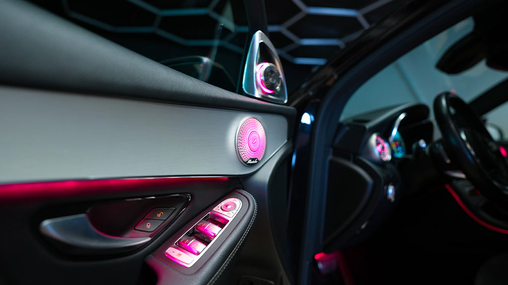 Mercedes GLC Ambientebeleuchtung Komplettset inkl 4D Hochtöner, Burmester & hintere Sitzbeleuchtung Einbau Österreich