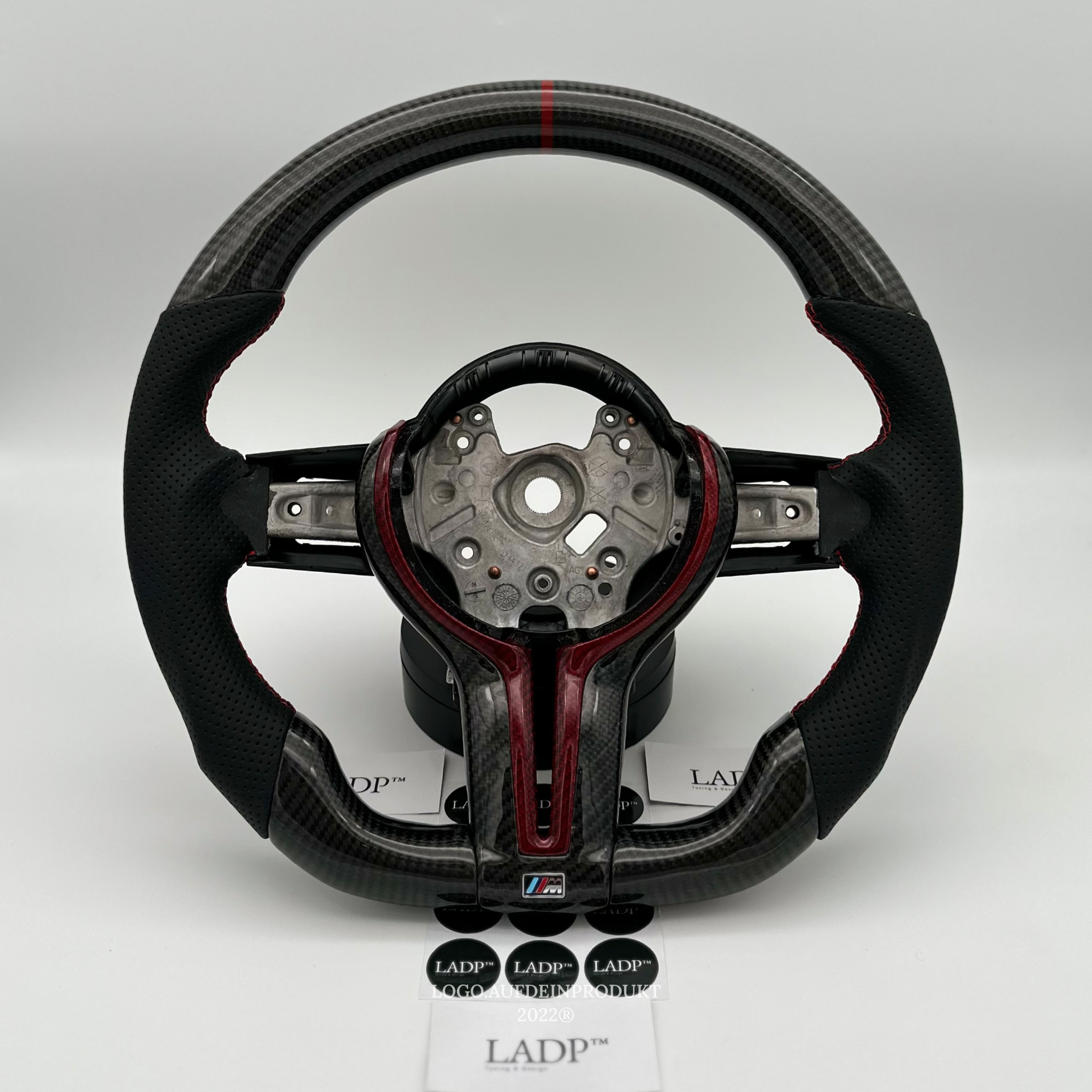 M - Lenkrad in Carbon