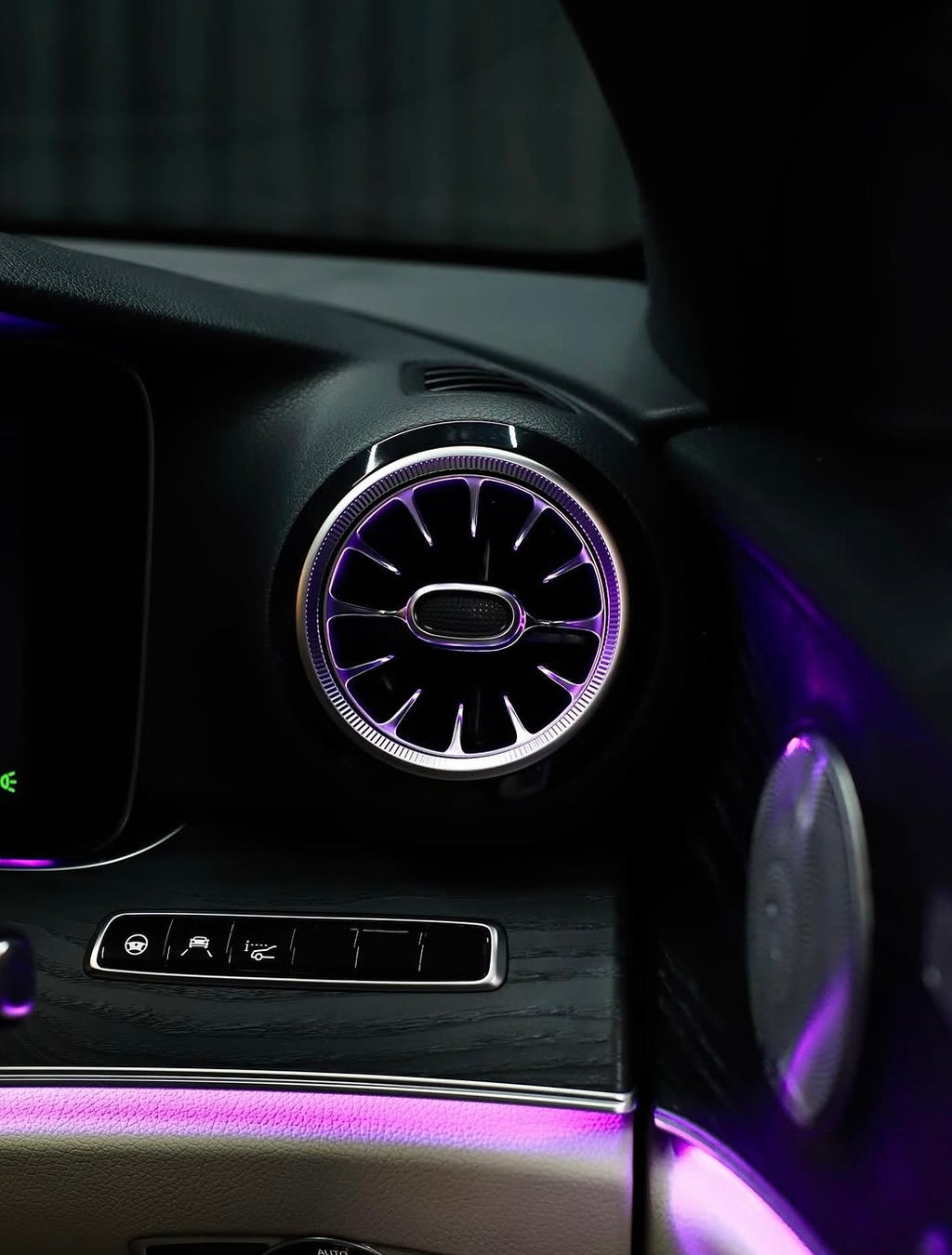 Mercedes E-Class W213 Sedan, C238 Coupé & A238 Cabriolet Illuminated Air Vents | LADP