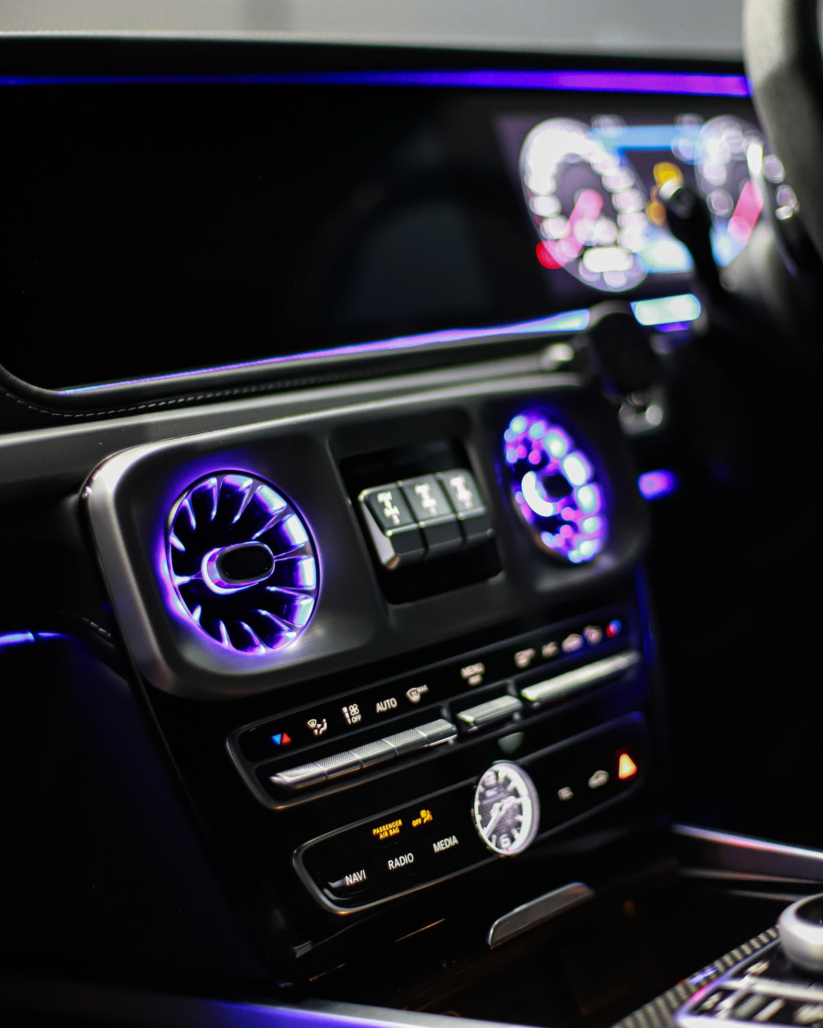 Mercedes G-Class W464 G350 G400 G500 G63 AMG Multi Color LED Air Vent Lighting | LADP