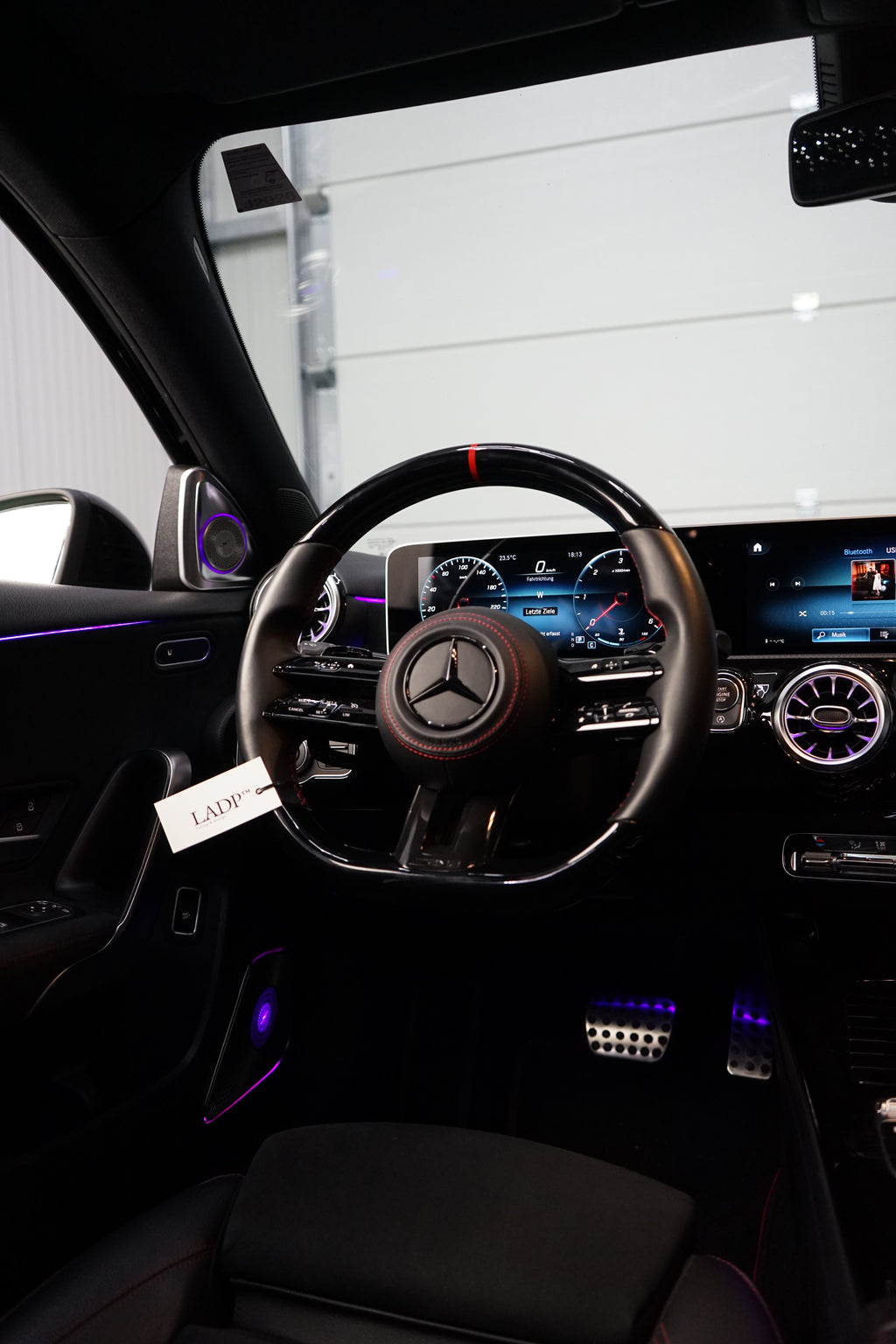 Mercedes AMG Steering Wheel Gloss Black Facelift – LADP Upgrade Package