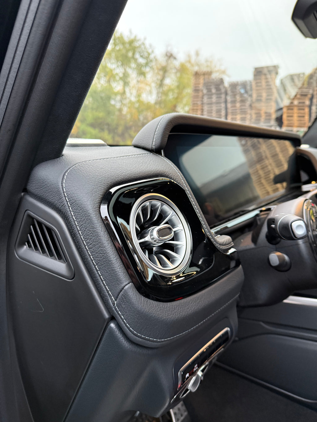 Mercedes G-Class W464 G350 G400 G500 G63 AMG Multi Color LED Air Vent Lighting | LADP