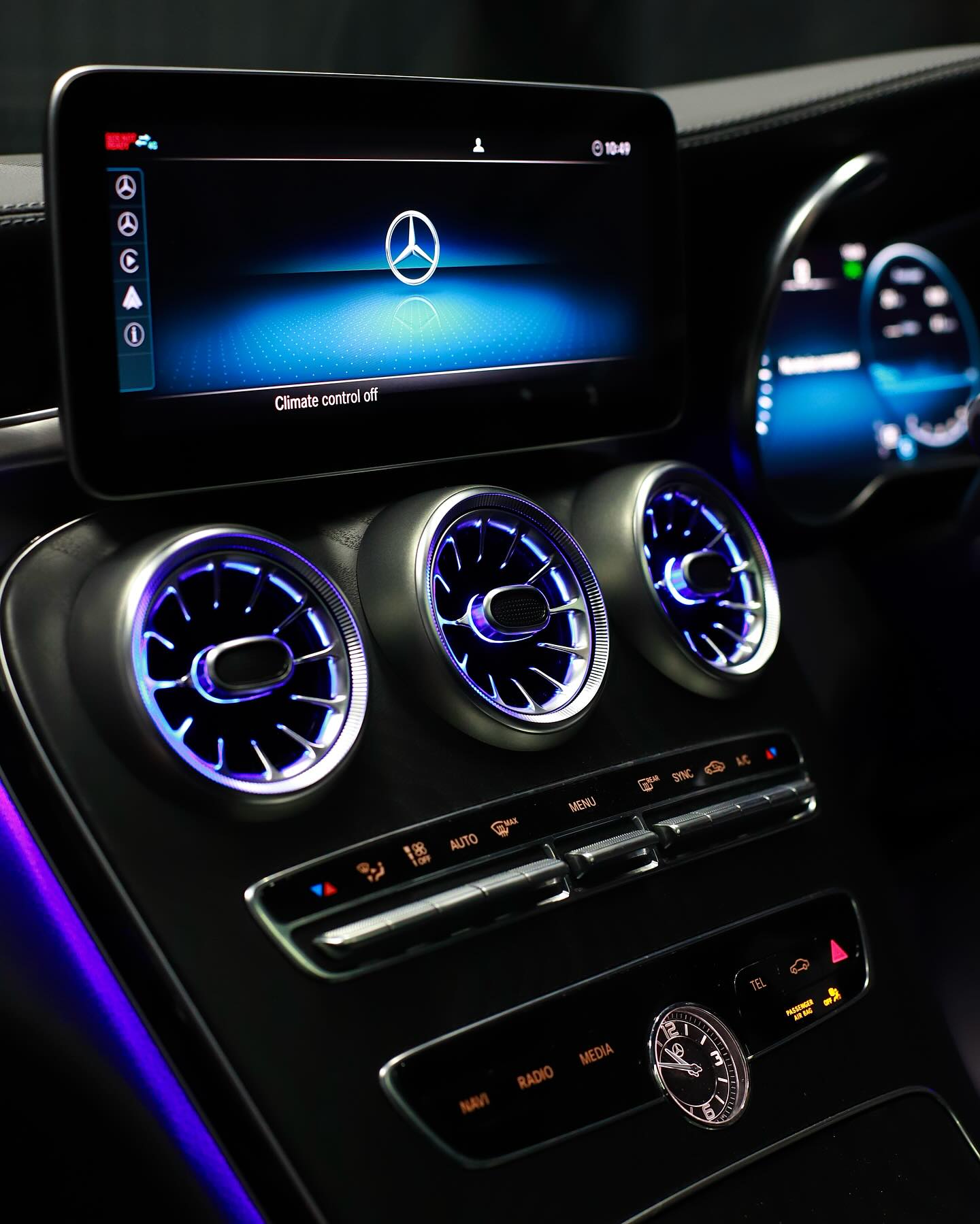 Mercedes C-Class W205 & GLC X253 3/12/64-Color Ambient Lighting Kit 2015–2021 | LADP