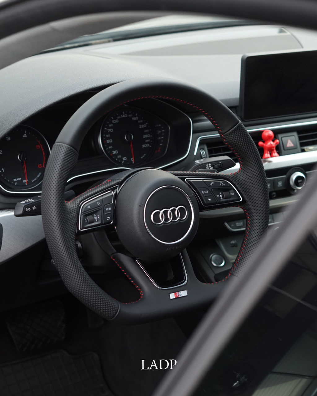 Austausch-Schale für Audi B9 Lenkrad