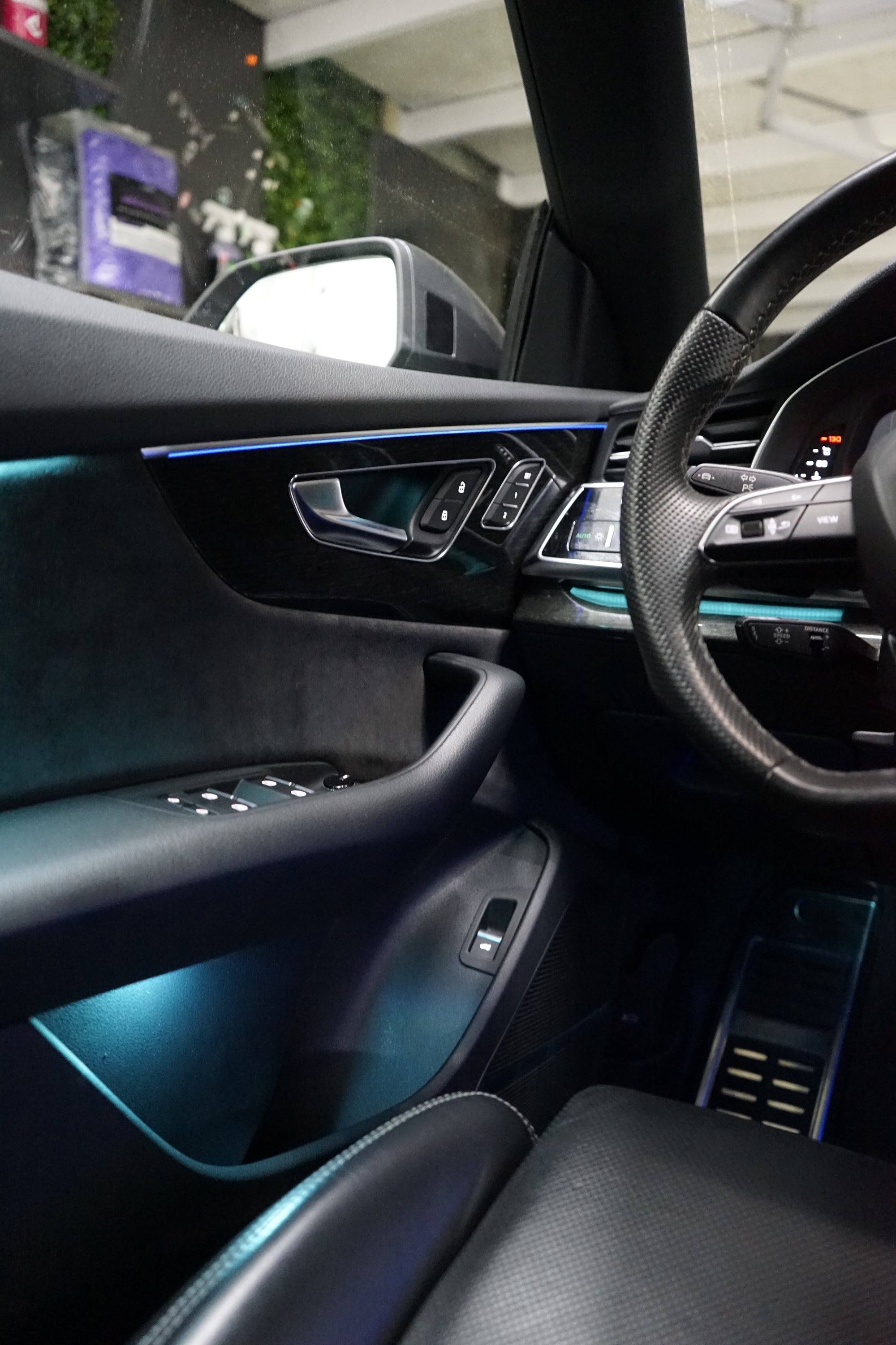 Audi Q8 30-Color LED Ambient Lighting Kit with MMI & App Control 2019–2023 | LADP