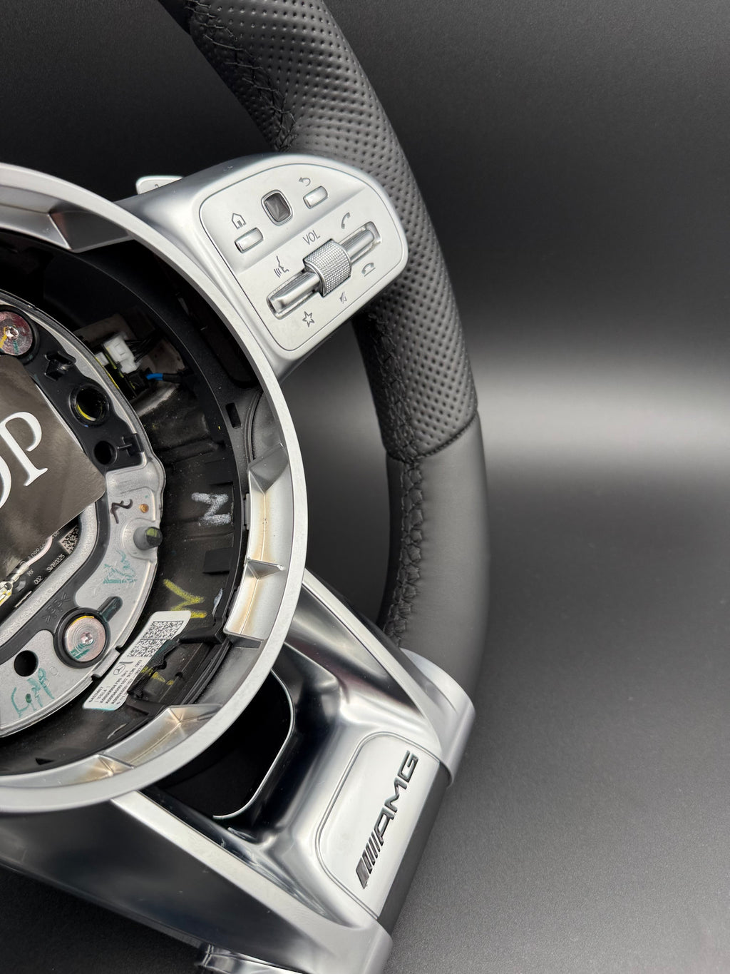 Lenkrad neu beziehen lassen – Ihre Anleitung bei LADP