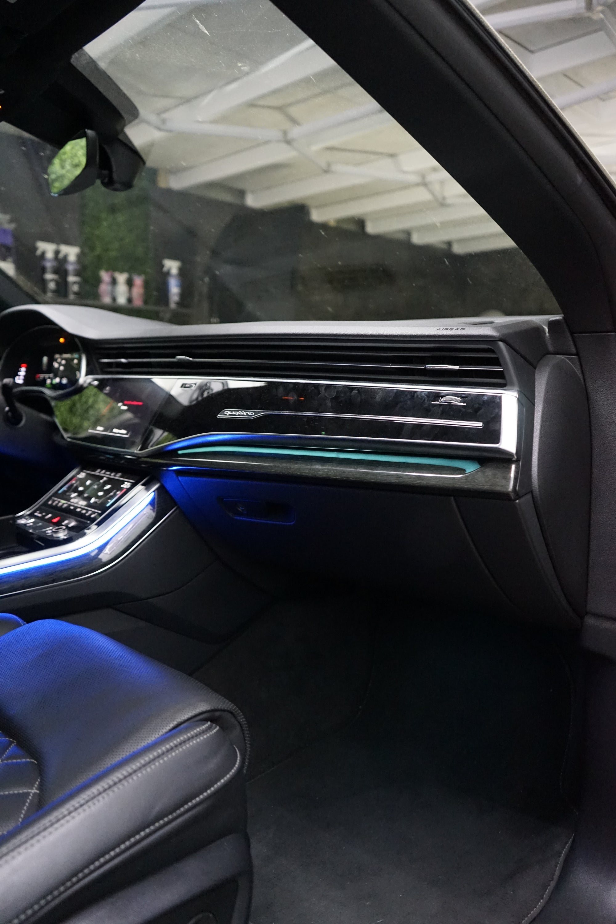 Audi Q8 30-Color LED Ambient Lighting Kit with MMI & App Control 2019–2023 | LADP