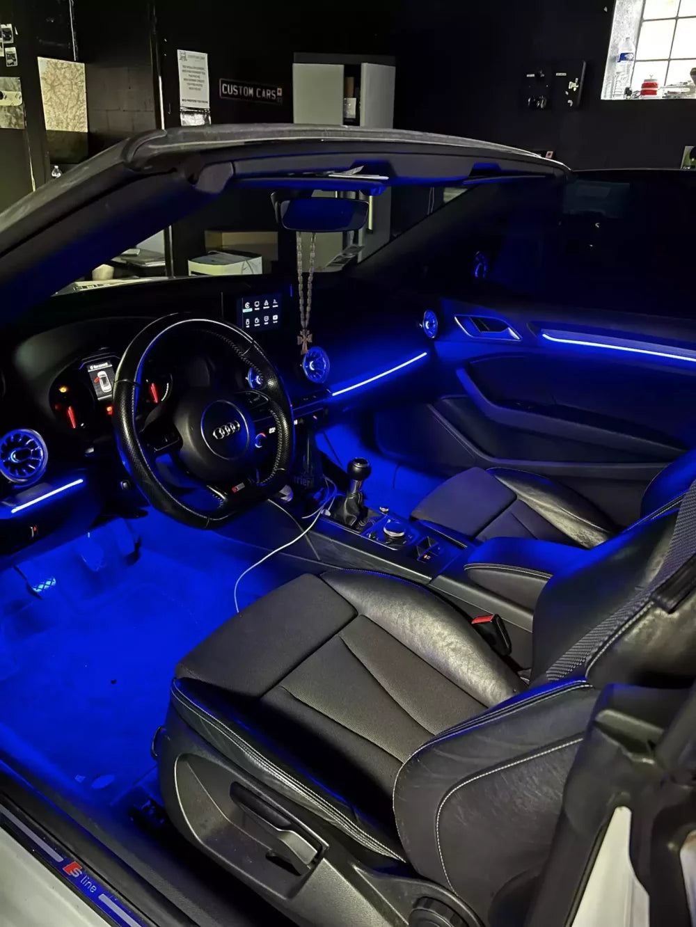 Audi A3 Ambientebeleuchtung 1 zu 1 Original inkl beleuchtete Lüftungsdüsen & Codierung Einbau Österreich