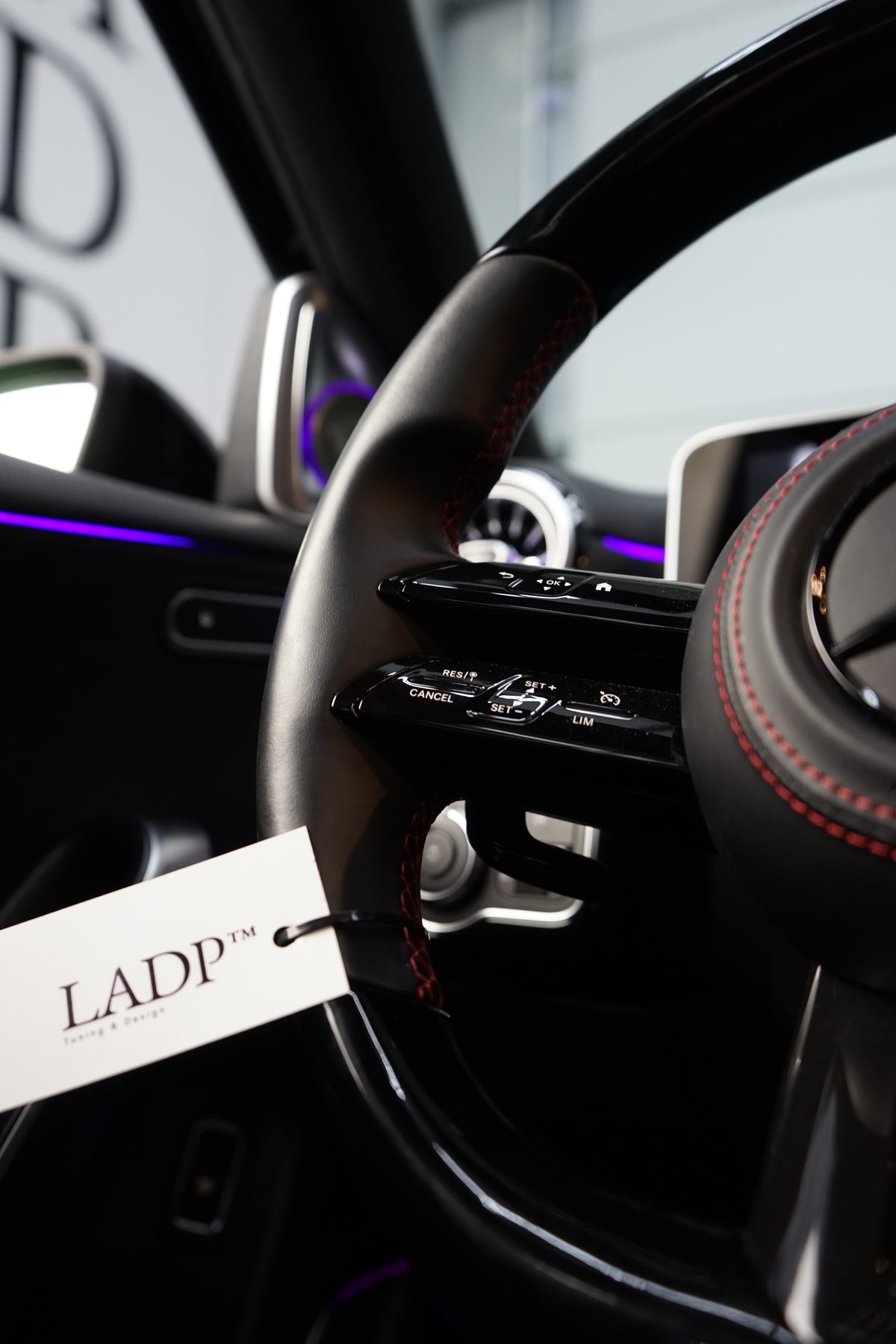 Mercedes AMG Steering Wheel Gloss Black Facelift – LADP Upgrade Package