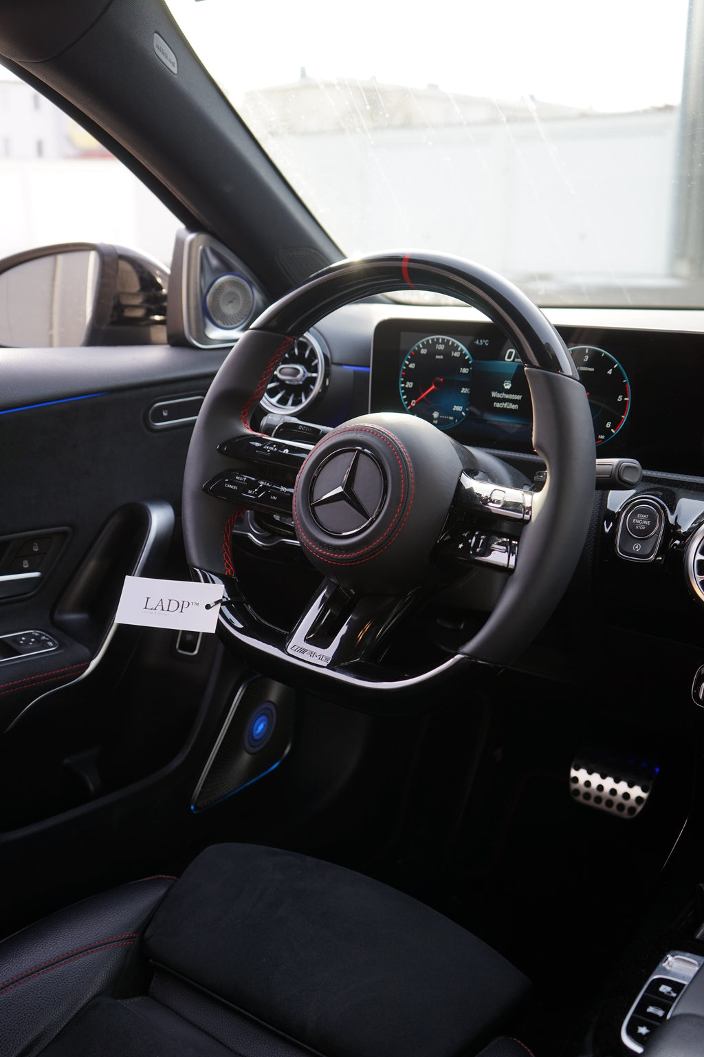Mercedes AMG Lenkrad Gloss Black Facelift – LADP Upgrade Paket