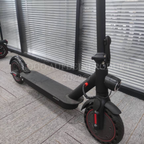 iScooter E9D Elektrischer Offroad Smart E Step Scooter - 350W - 30 km/h - 8,5 Zoll Räder - 7,5Ah Akku