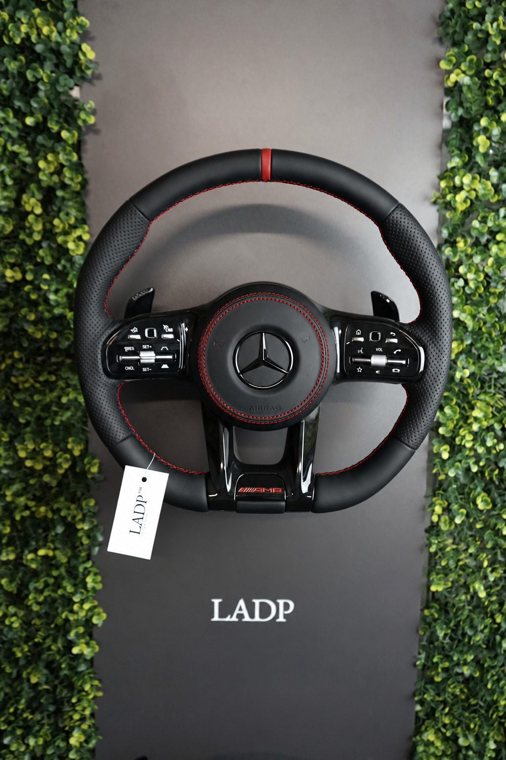 Mercedes AMG Lenkrad All Black Facelift / Red Details – LADP Upgrade Paket